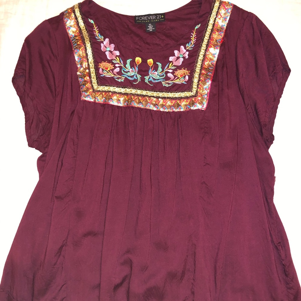 Detailed short sleeve blouse